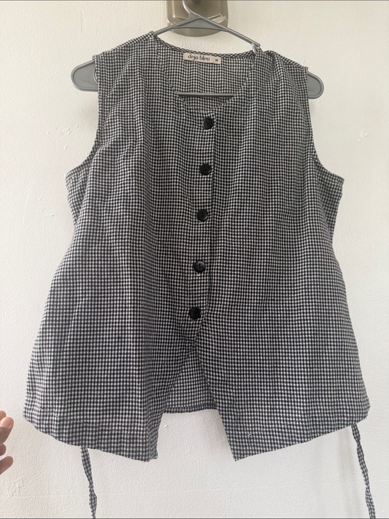 Deja Bleu Tops - deja bleu Black & White Gingham Sleeveless Button Front Blouse